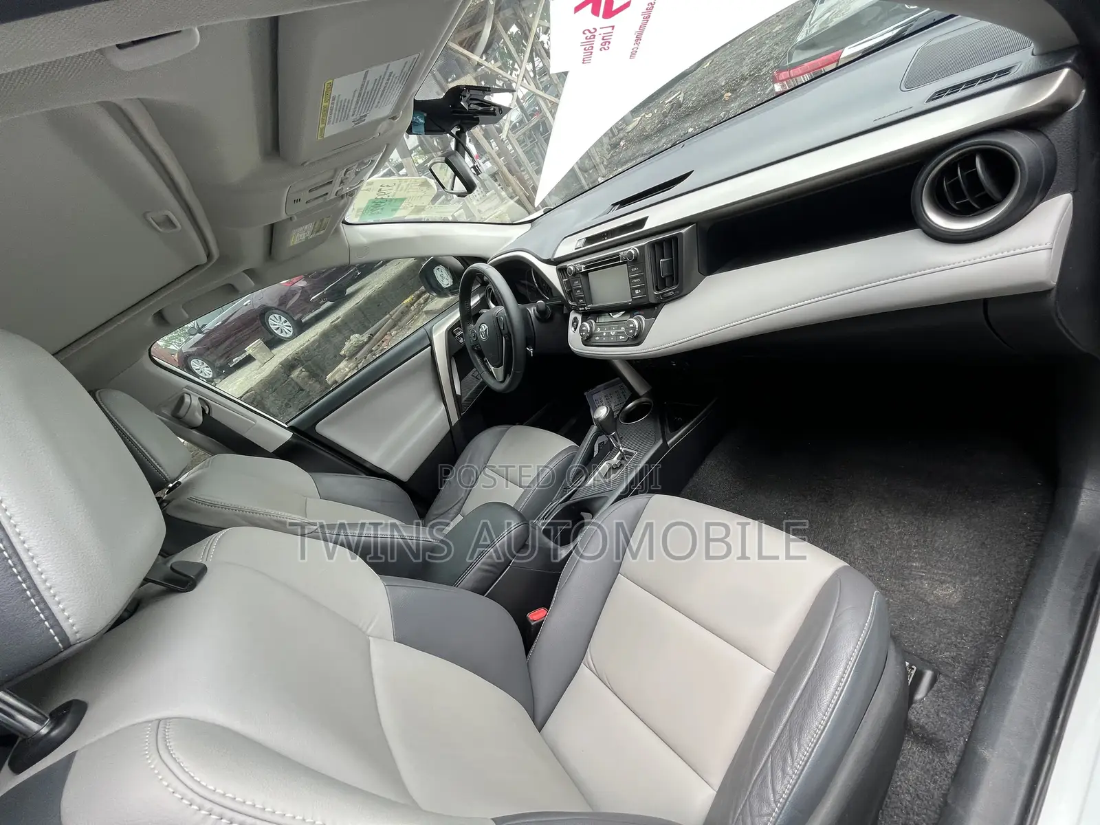 Toyota RAV4 2015 White