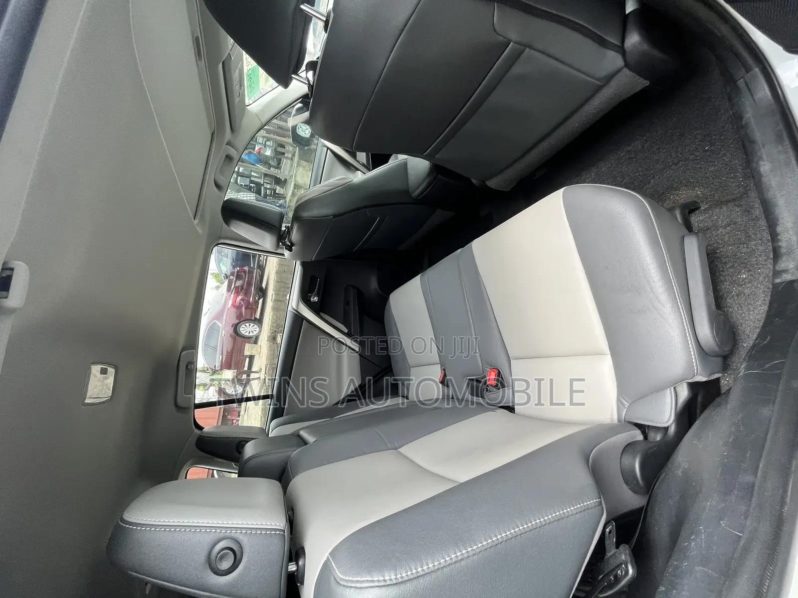 Toyota RAV4 2015 White