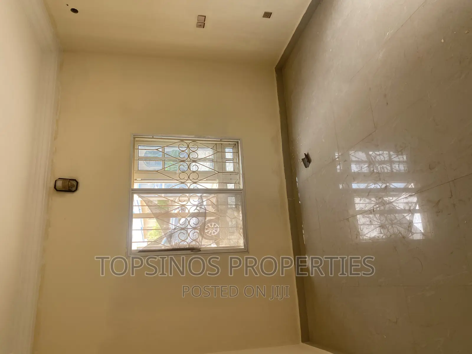 2bdrm Block of Flats in Dawaki for rent
