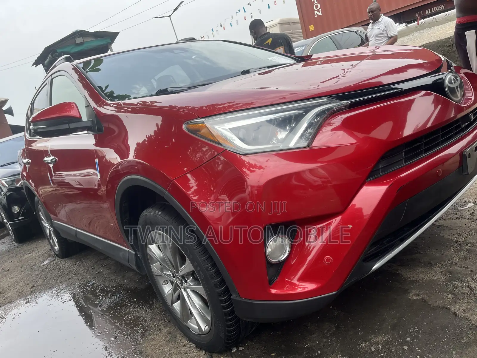 Toyota RAV4 2017 Red