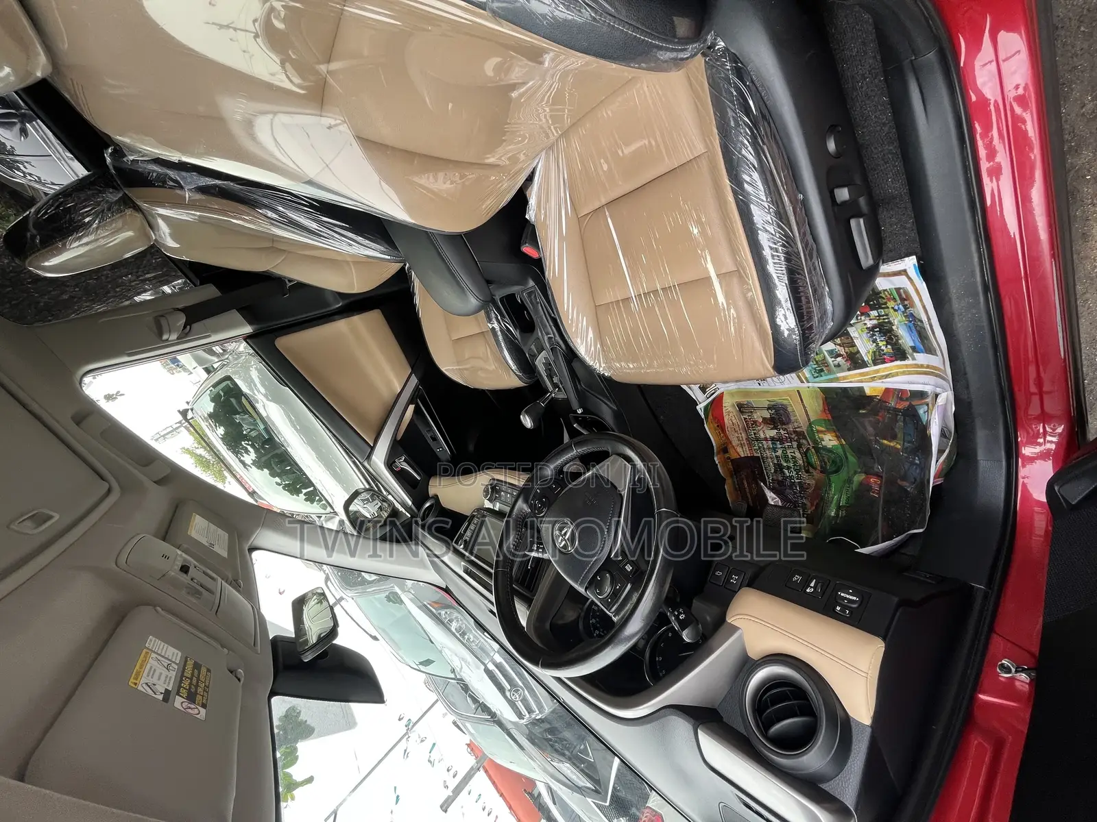 Toyota RAV4 2017 Red