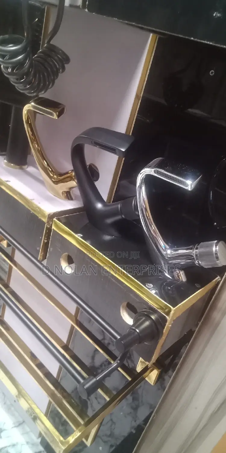 Master Basin Mixer Hot And Cold