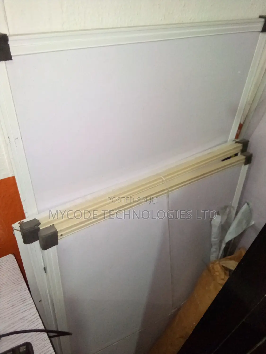 Different Sizes of White Board and Notice Board