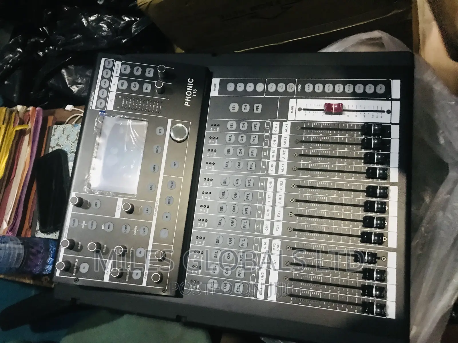 Phonic 16channel Digital Mixer T16