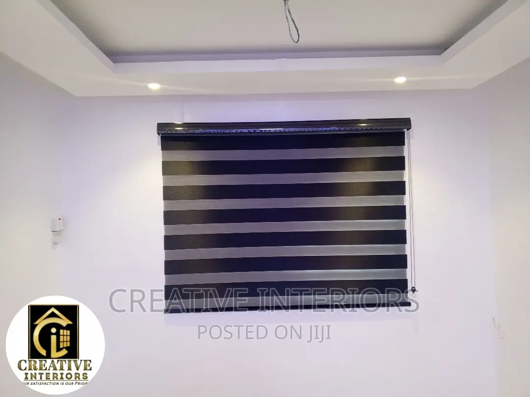Quality Adjustable Day and Night Window Blinds.