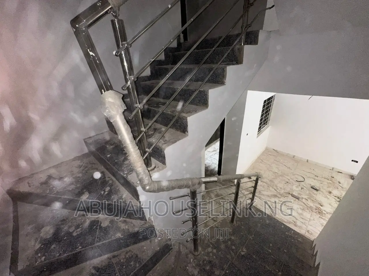 4bdrm Duplex in Guzape Main Abuja for sale