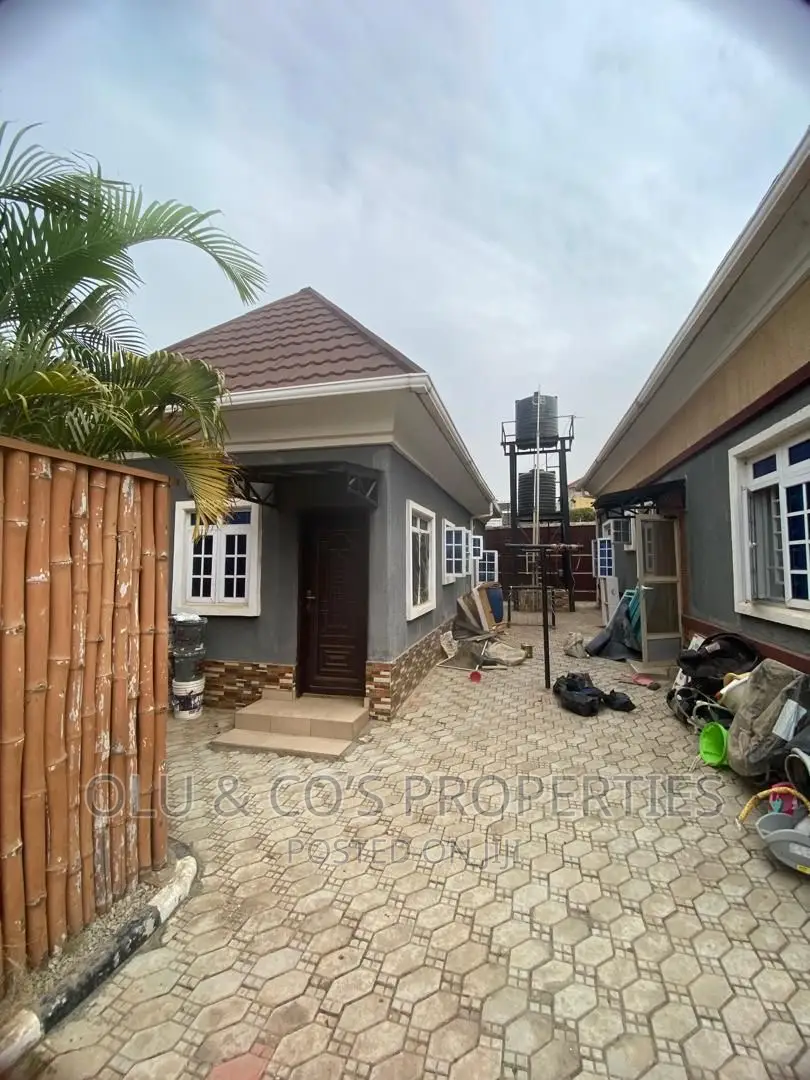 3bdrm Bungalow in Behind Citec, Mbora for rent