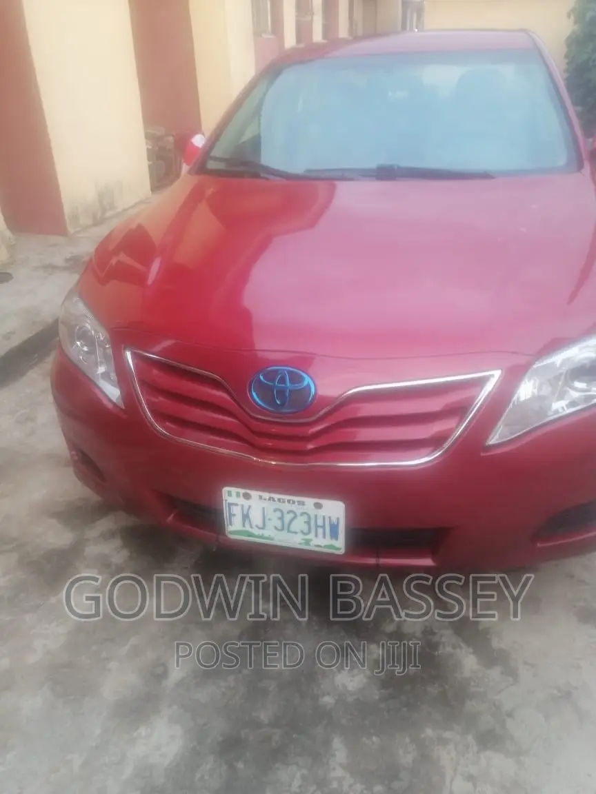 Toyota Camry Available on Self Drive Hire.