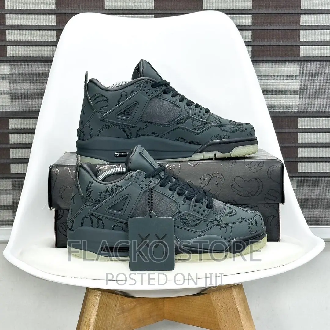 High Quality Air Jordan 4 Retro Kaws Cool Grey Sneakers