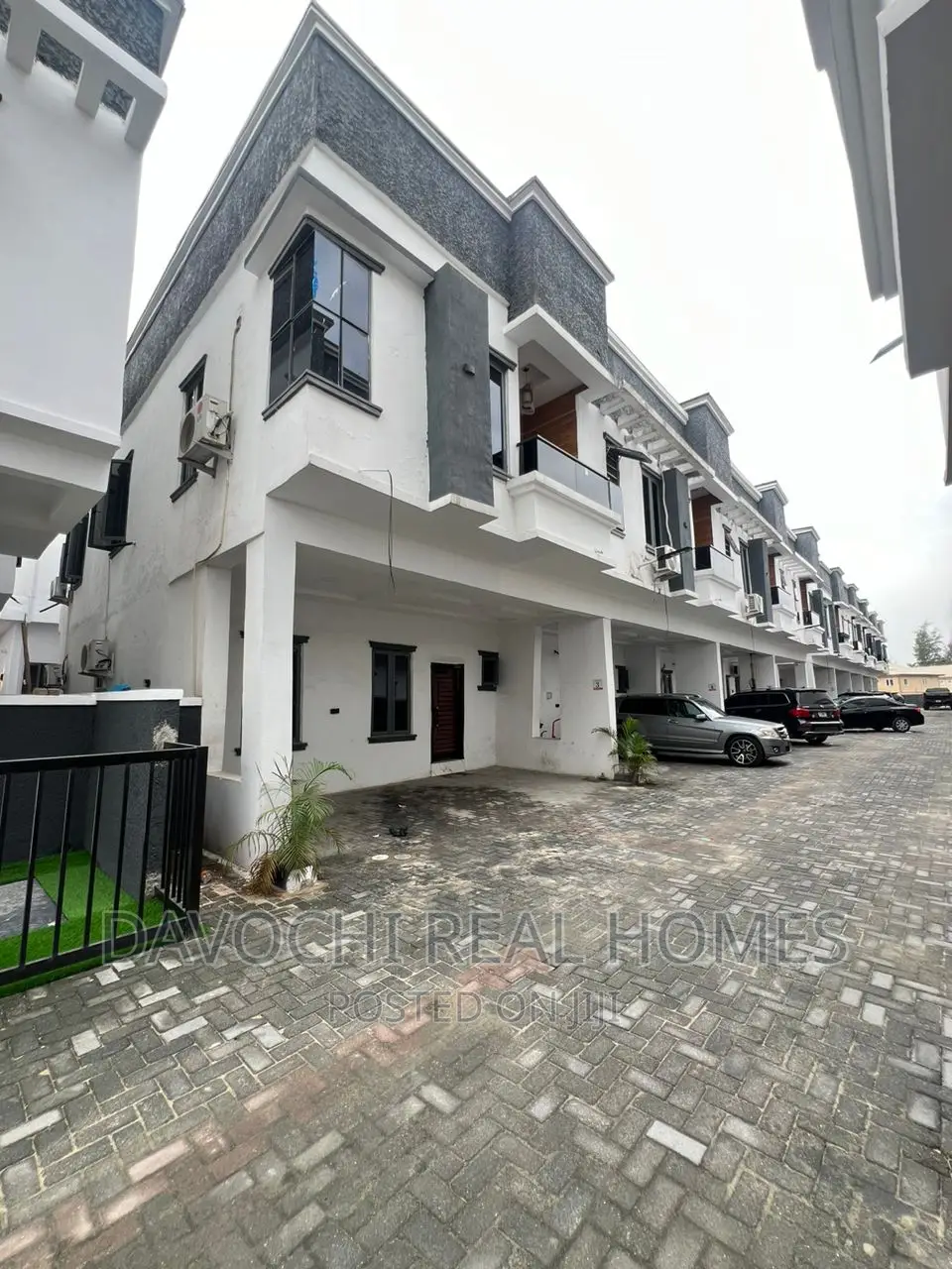 Furnished 4bdrm Duplex in Ikota Villa Estate, Lekki for rent