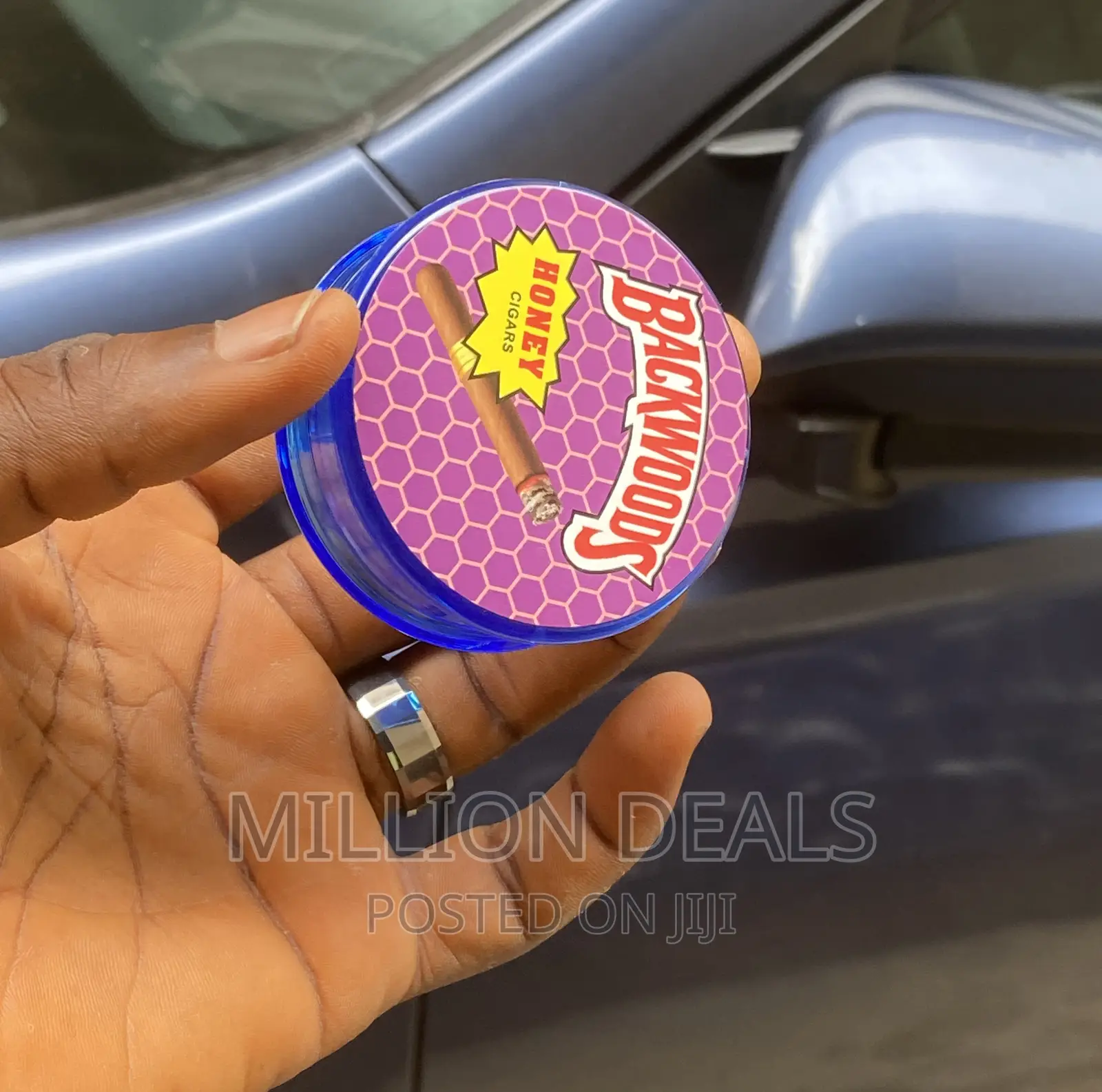 Stylish Portable See Through Plastic Grinder Crusher
