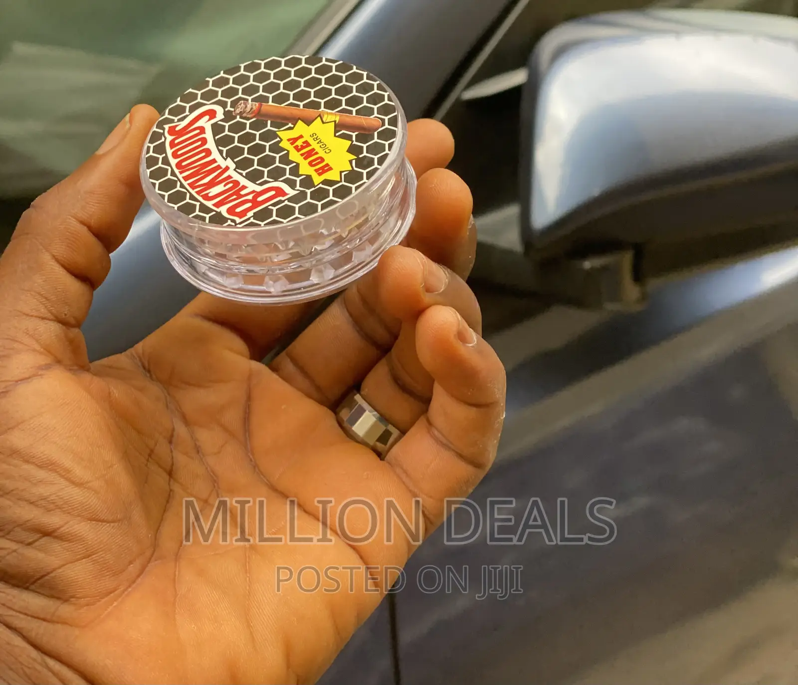 Stylish Portable See Through Plastic Grinder Crusher