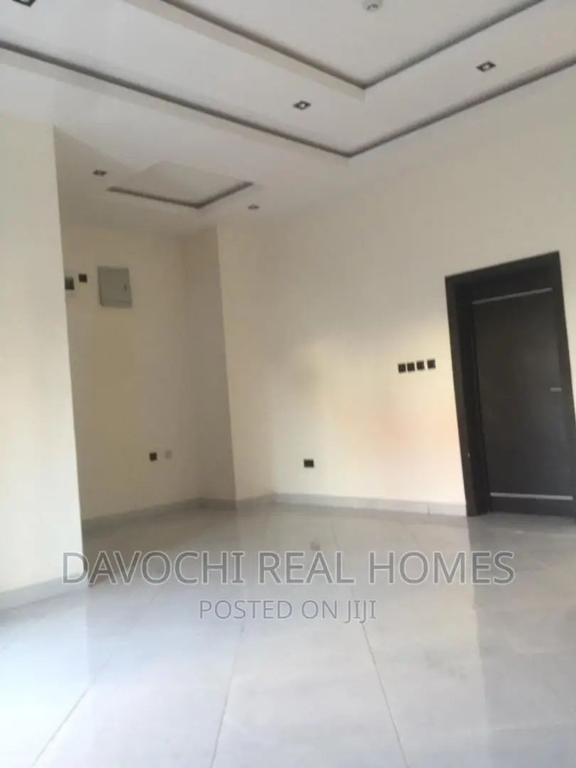 4bdrm Duplex in Ikate-Lekki for rent