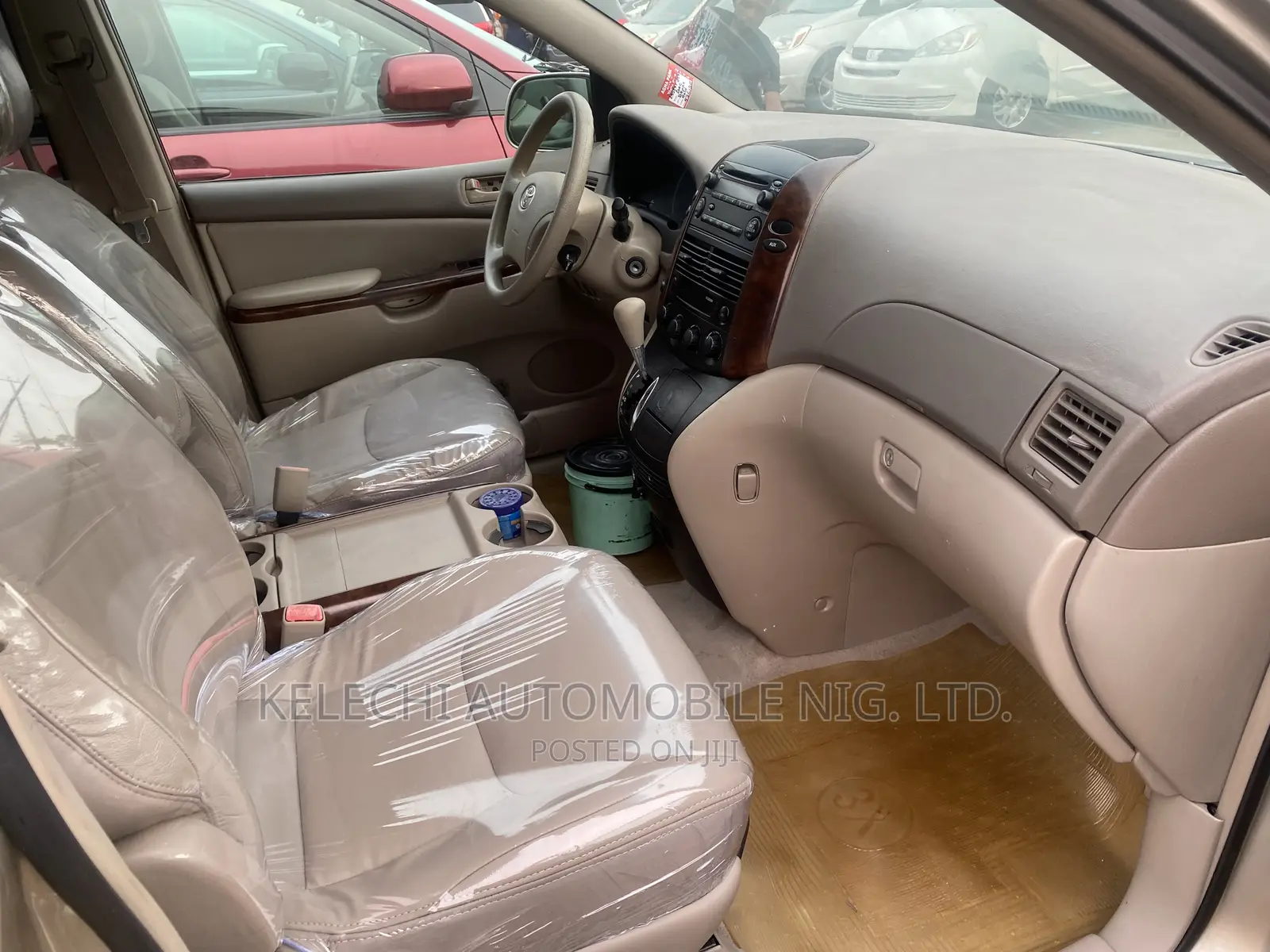Toyota Sienna XLE FWD 2006 Gold