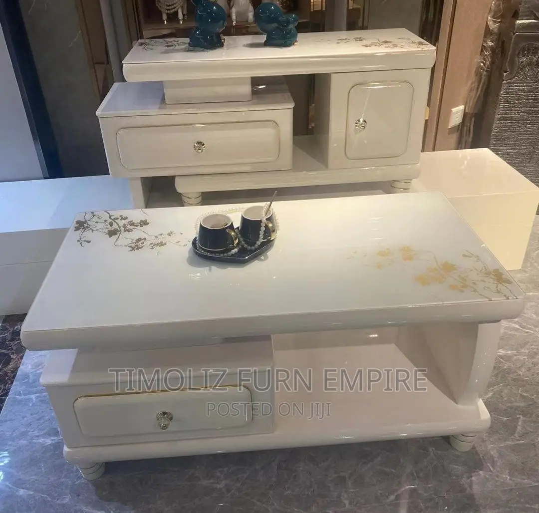1.2 Metre Adjustable TV Stand With Its Centre Table
