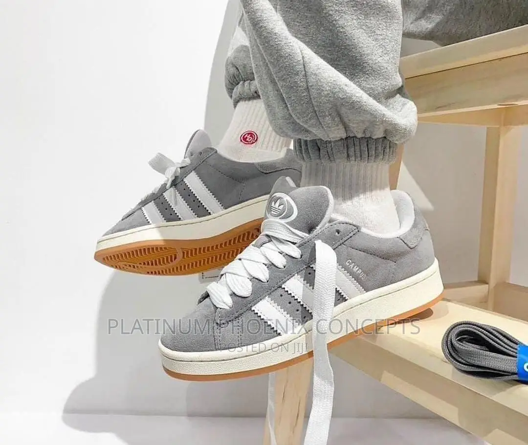 Adidas Original Sneakers