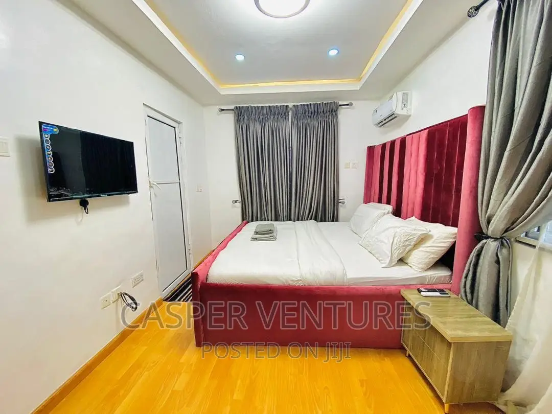 Lightning and Flashy 3-Bed Apartment