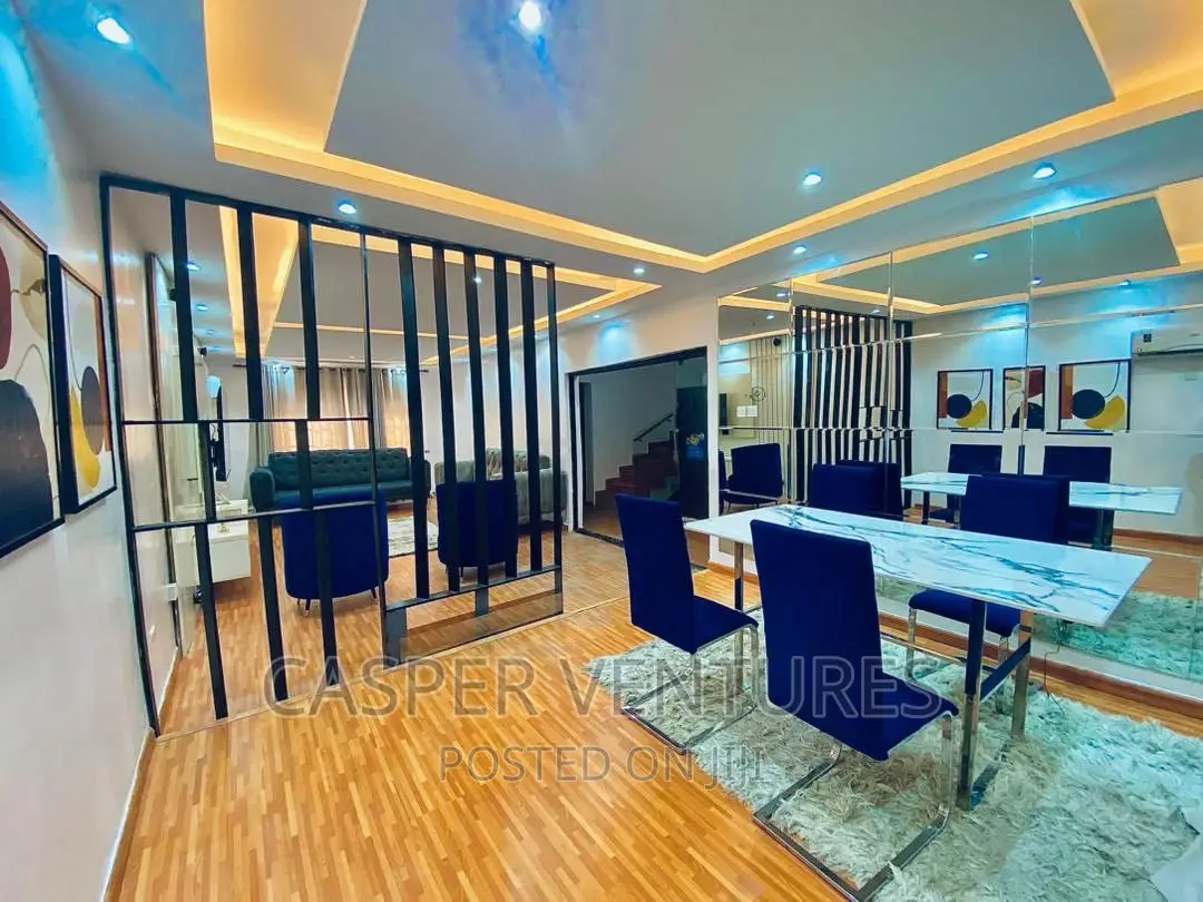 Lightning and Flashy 3-Bed Apartment