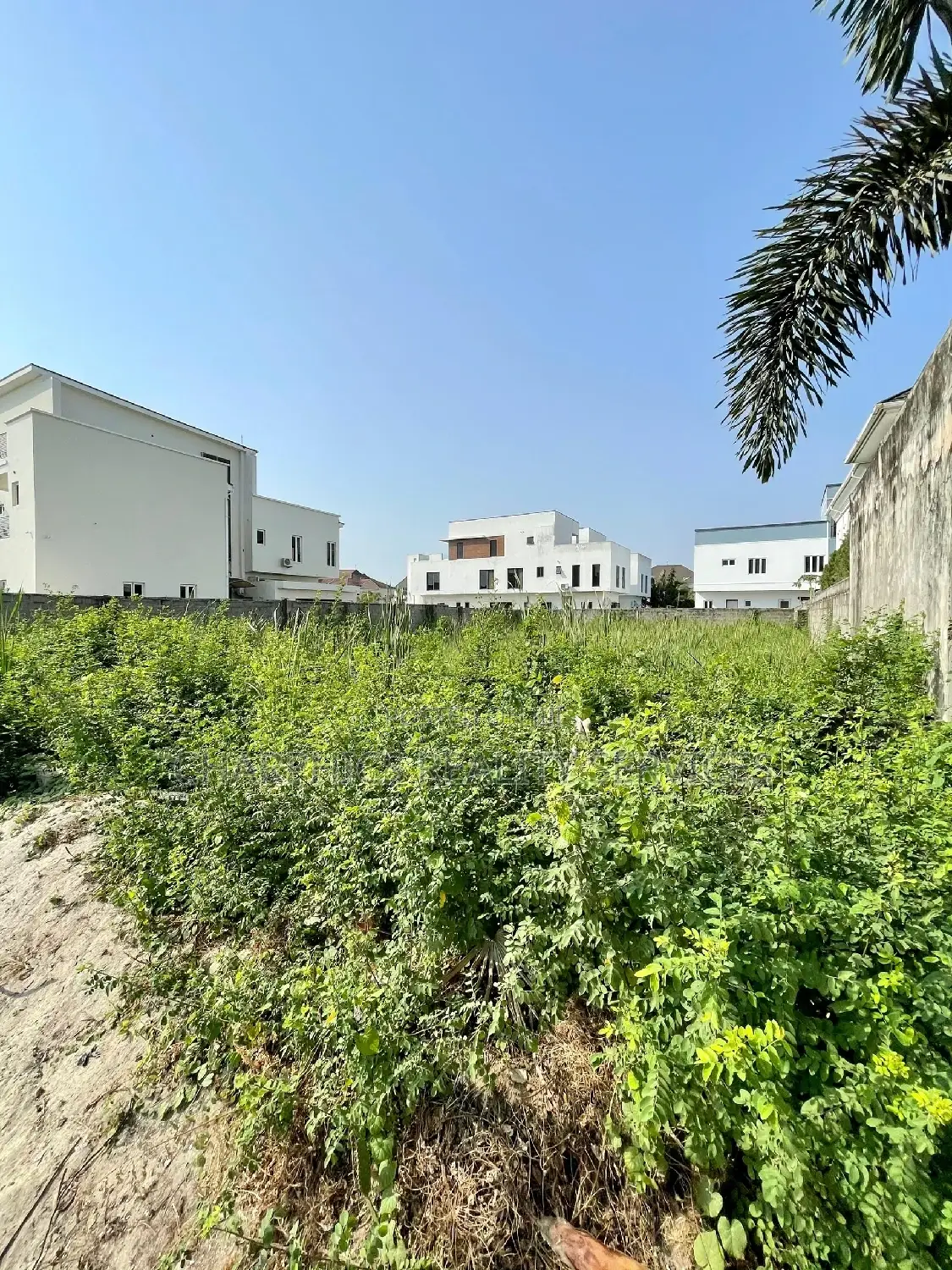 Land for Sale 619sqm Pinnock Beach Estate, Osapa, Lek