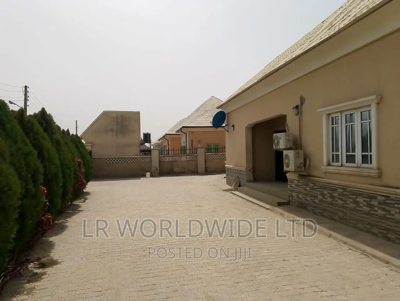 3bdrm Bungalow in Lugbe District for sale