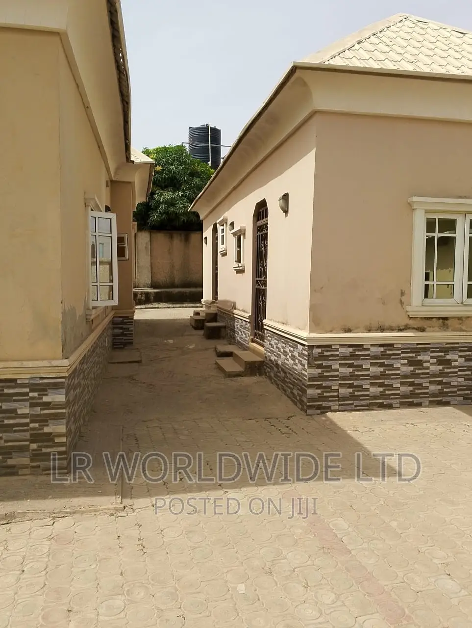 3bdrm Bungalow in Lugbe District for sale