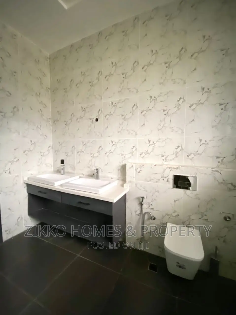 5bdrm Duplex in Ikate, Lekki for sale