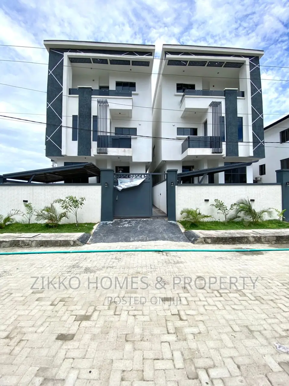 5bdrm Duplex in Ikate, Lekki for sale
