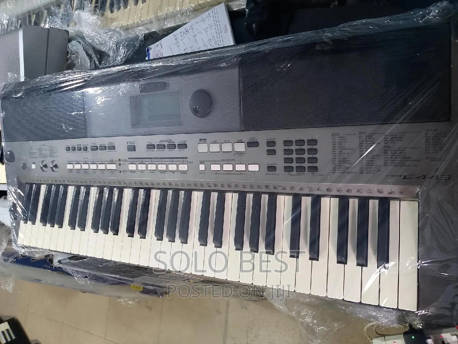 PSR E 443 Keyboard