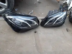 E350 2016 Single Charger Headlight