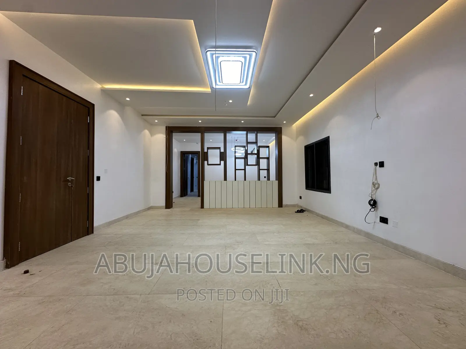 6bdrm Duplex in Guzape Abuja for sale