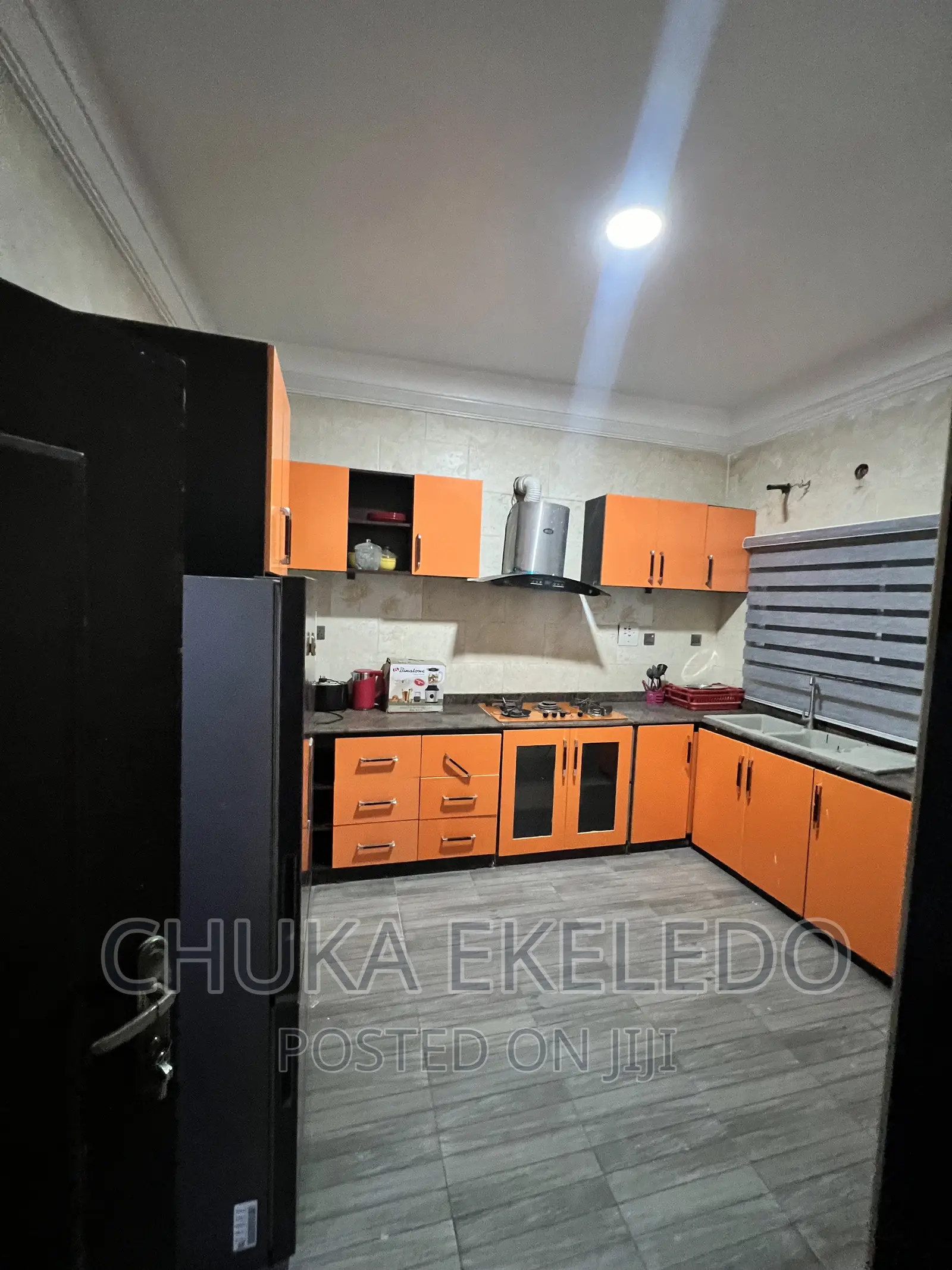 Furnished 5bdrm Shared Apartment in Lekki Gardens,, Ikate for rent
