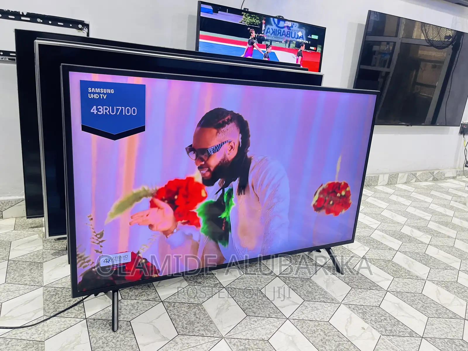 Samsung Nu7100 43" Class HDR Uhd Smart TV