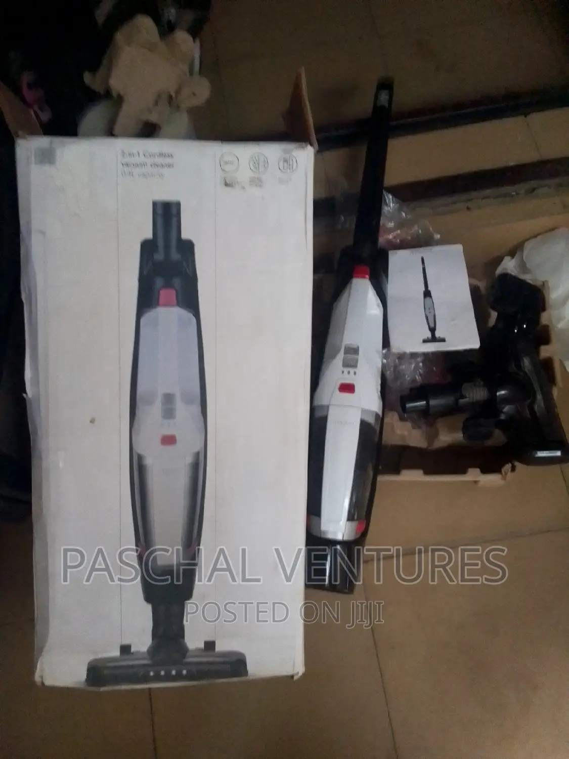 Rechargeable Vacuum Cleaner