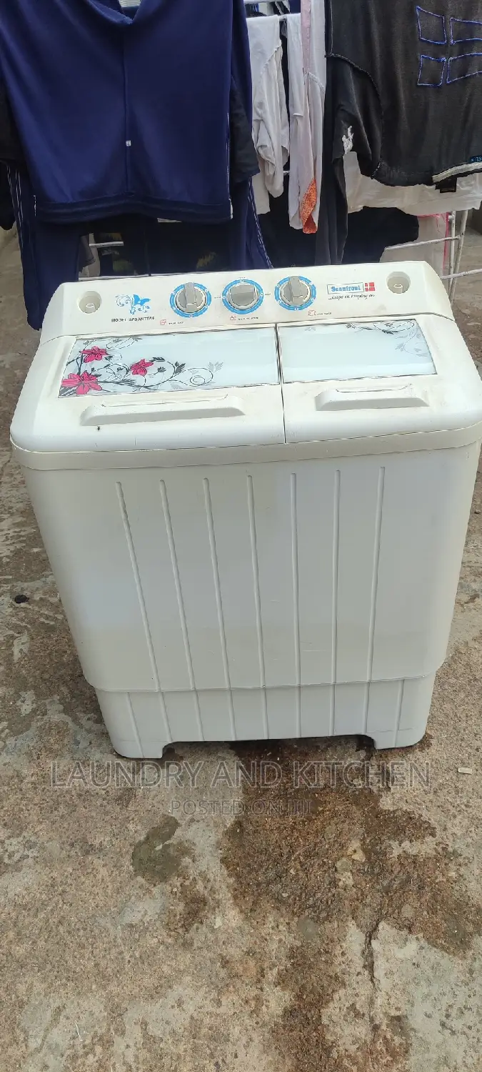 7.5kg Twin Top Scanfrost Washing Machine Home and Laundry