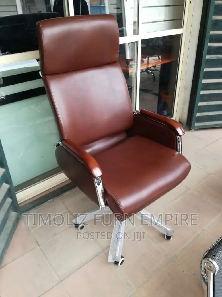 Executive Office Reclining Chair Brown