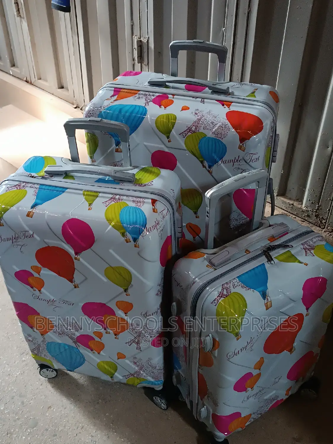 Set of 3 Balloon Rubber Plastic Travelling Luggage Boxes