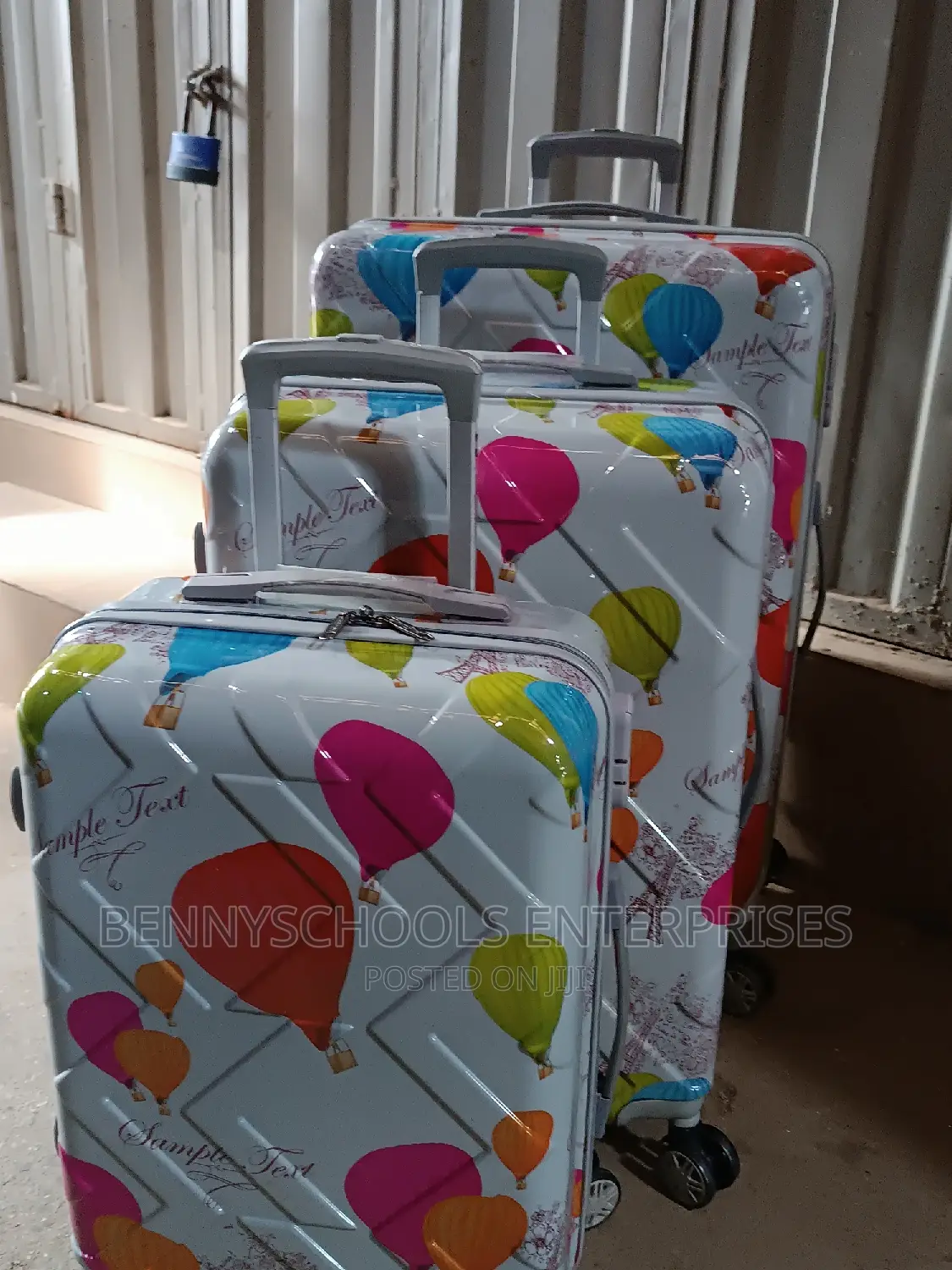 Set of 3 Balloon Rubber Plastic Travelling Luggage Boxes