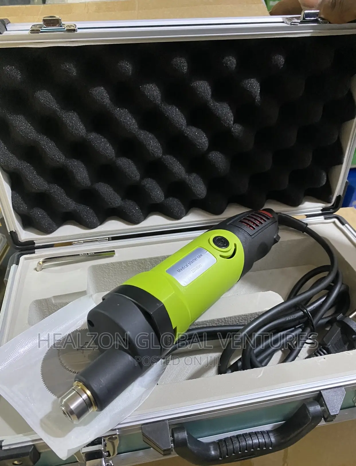 Quality P.O.P Cutter