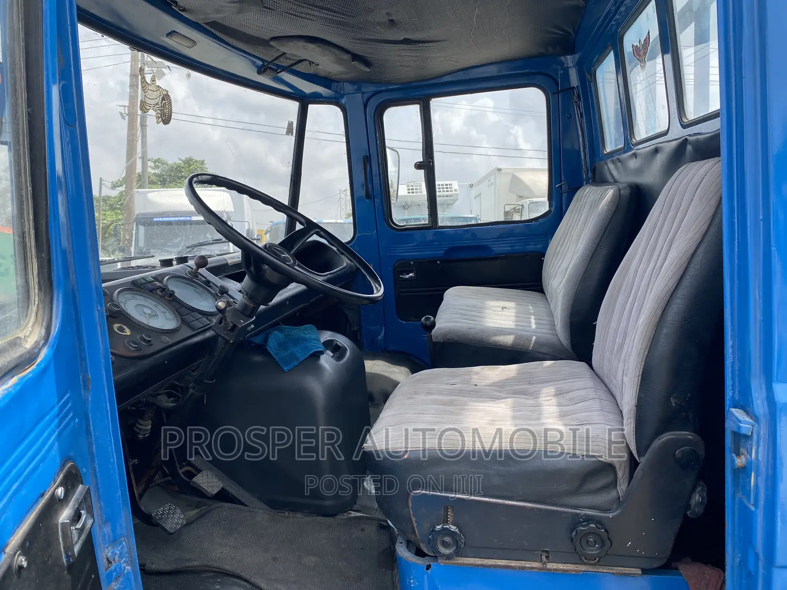 Mercedes Benz 608 Truck