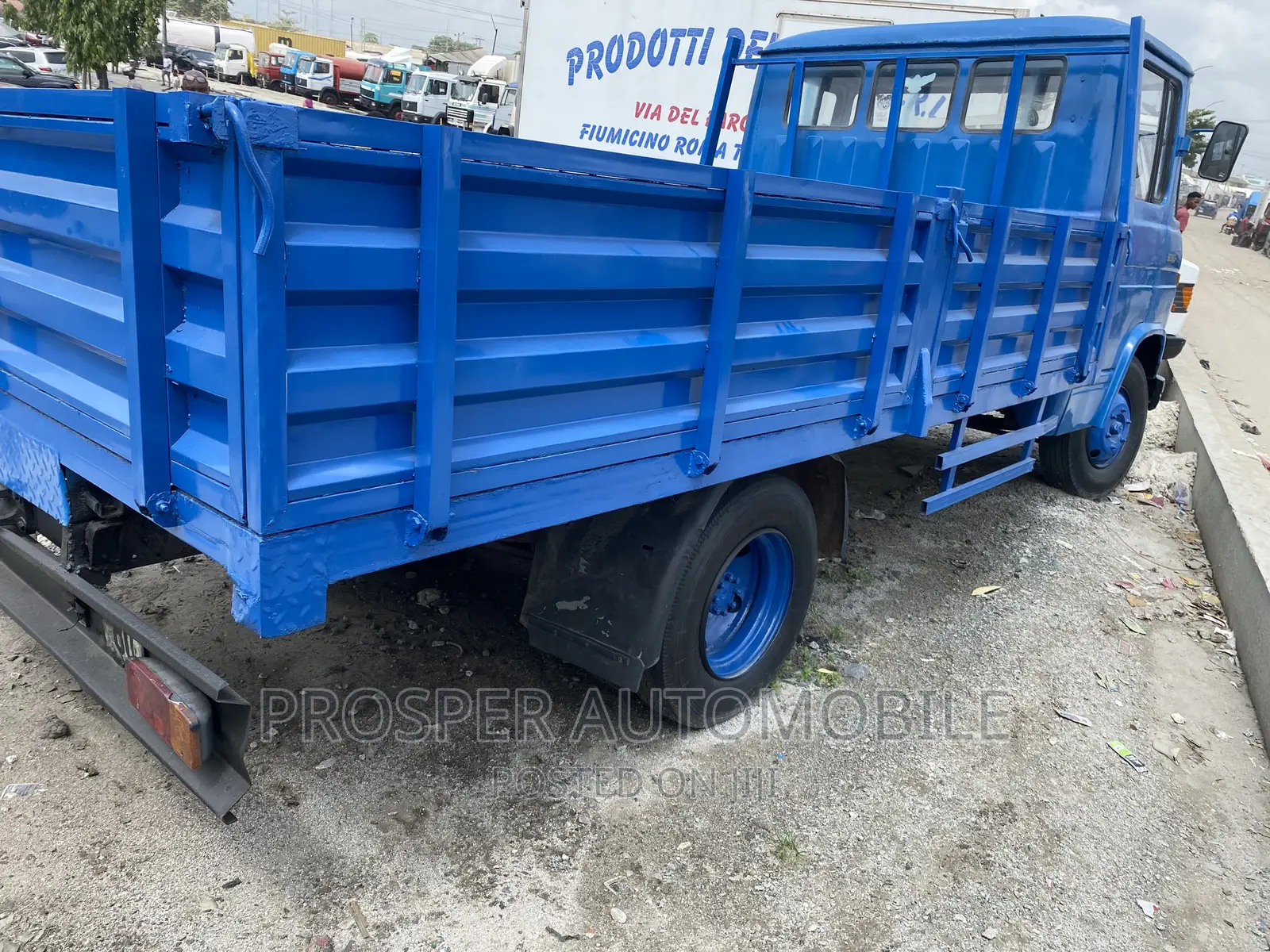 Mercedes Benz 608 Truck