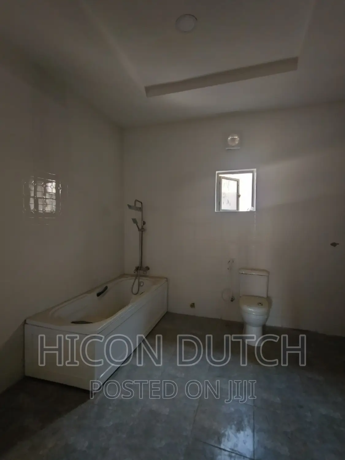 4bdrm Duplex in Berger Hospital, Life Camp for rent