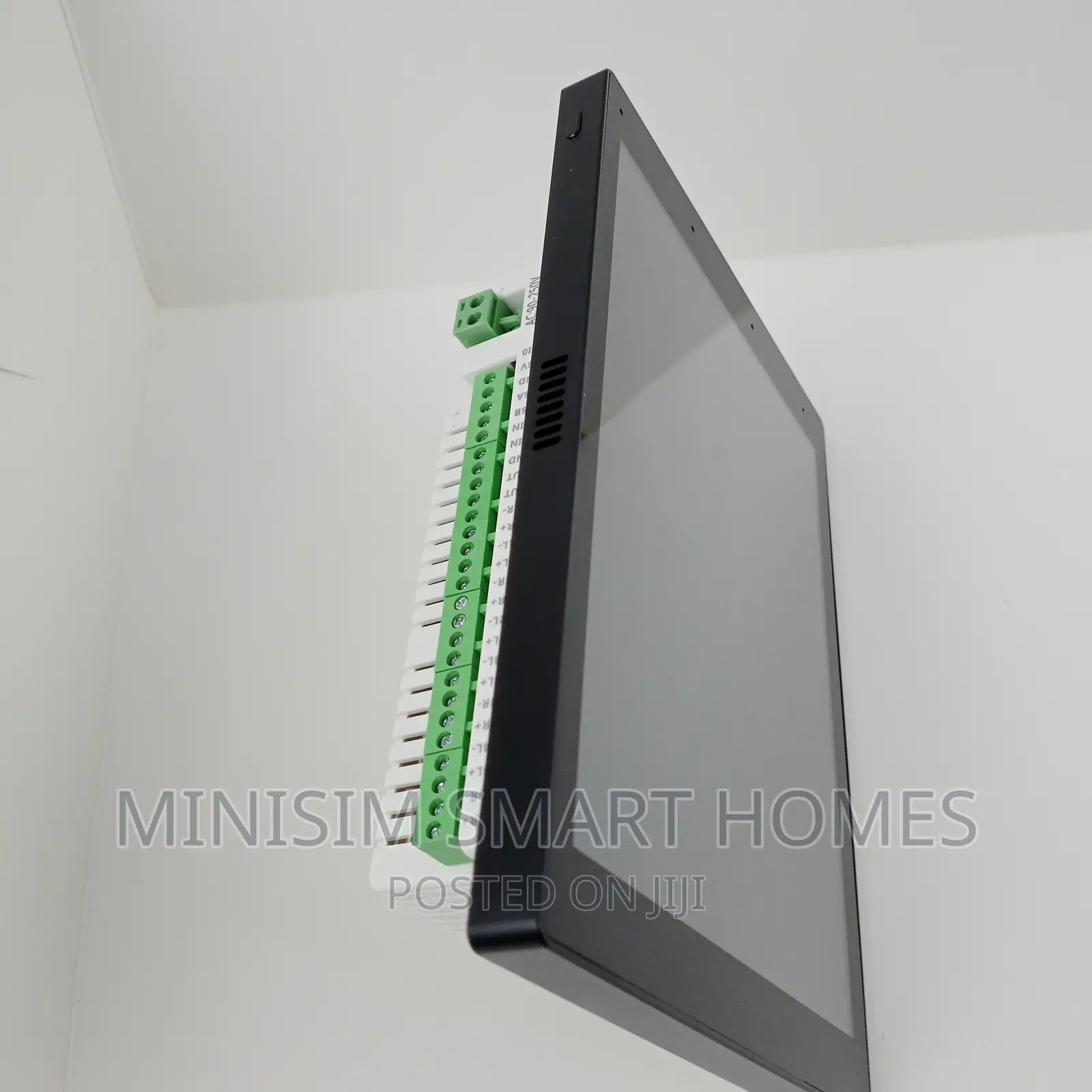 V8 Smart Home Music Amplifier