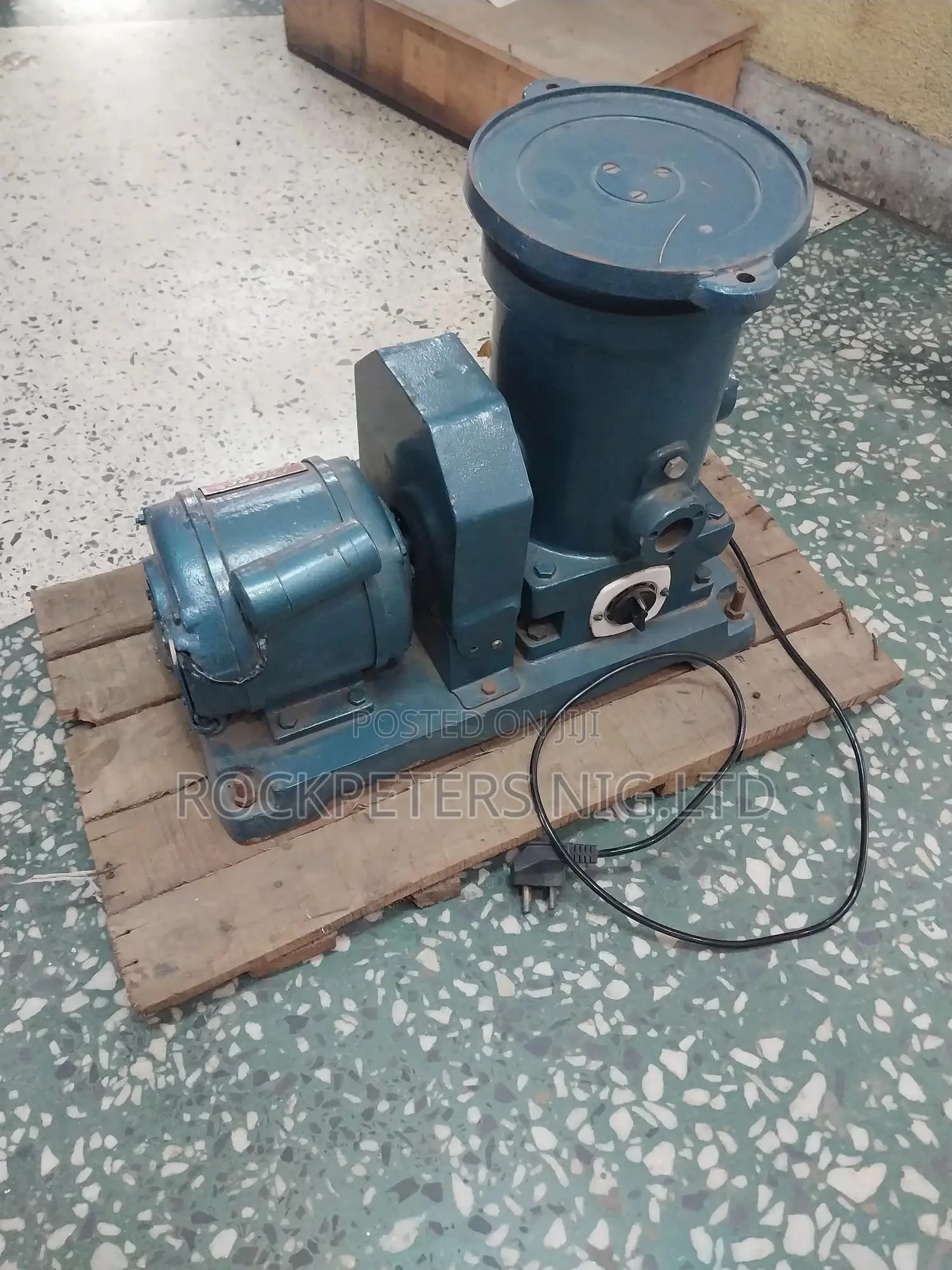 Sieve Shaker