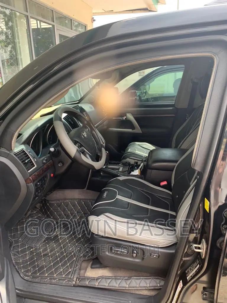 Armored (Bulletproof) Landcruiser Available for Hire