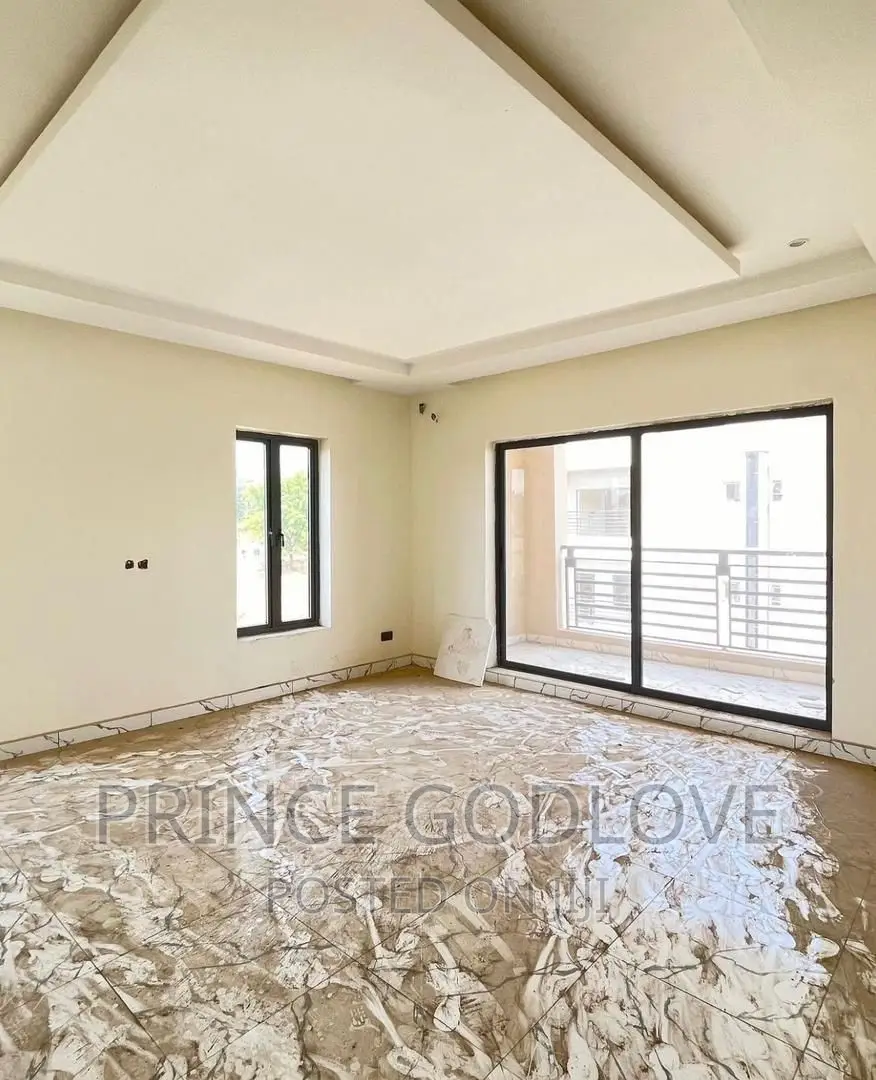 6bdrm Duplex in Jabi for sale