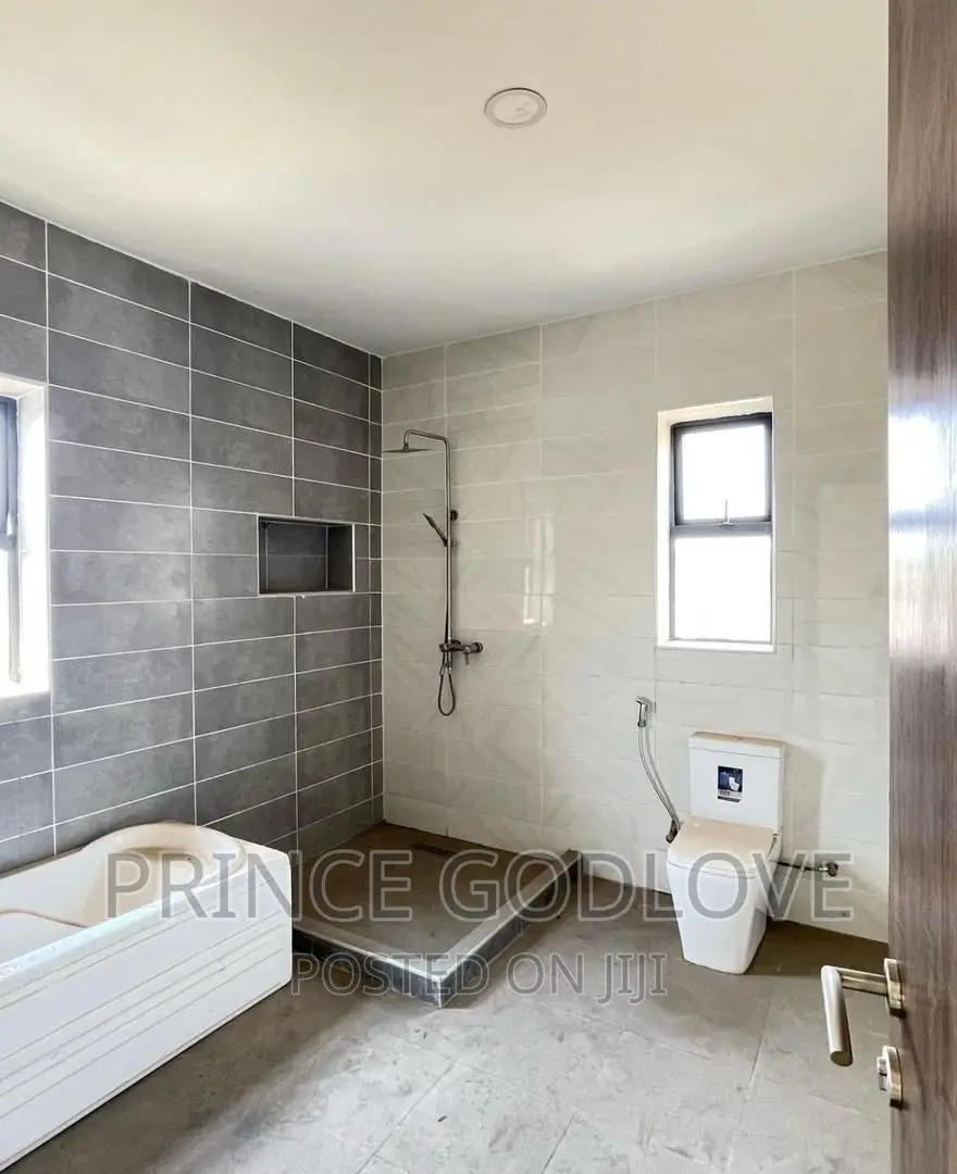 6bdrm Duplex in Jabi for sale