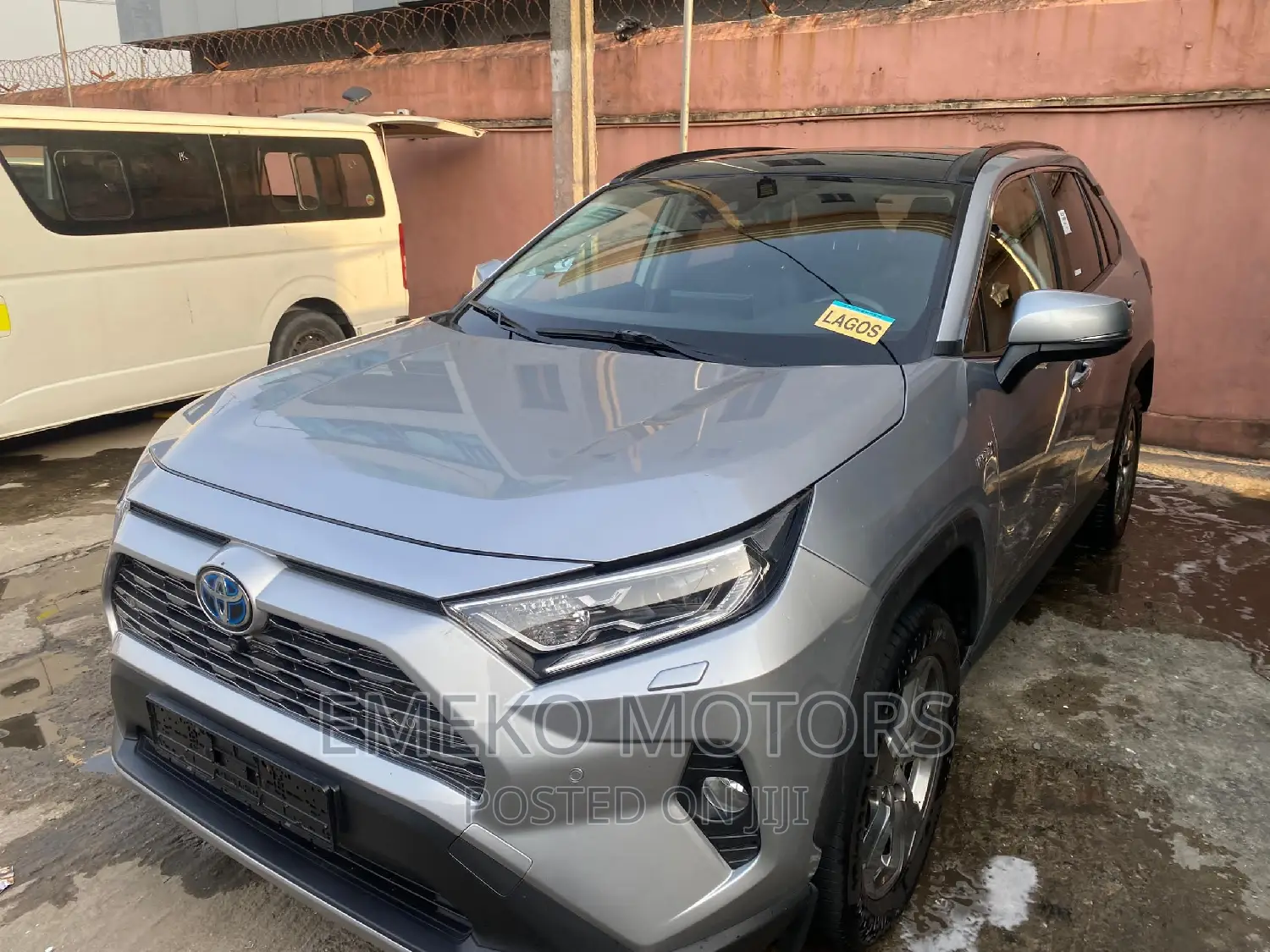 Toyota RAV4 Limited 2022 Silver