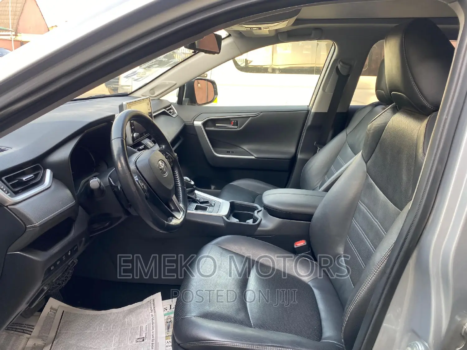 Toyota RAV4 Limited 2022 Silver