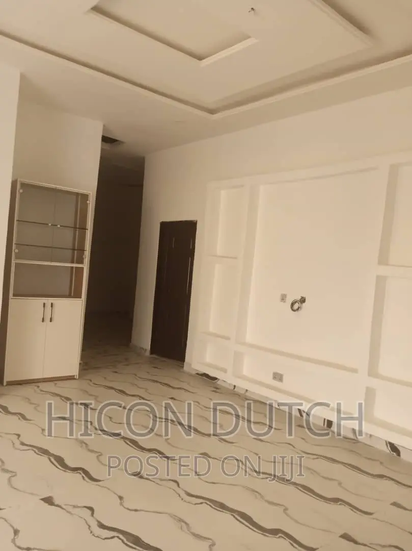 2bdrm Block of Flats in Paradise Estate, Life Camp for rent