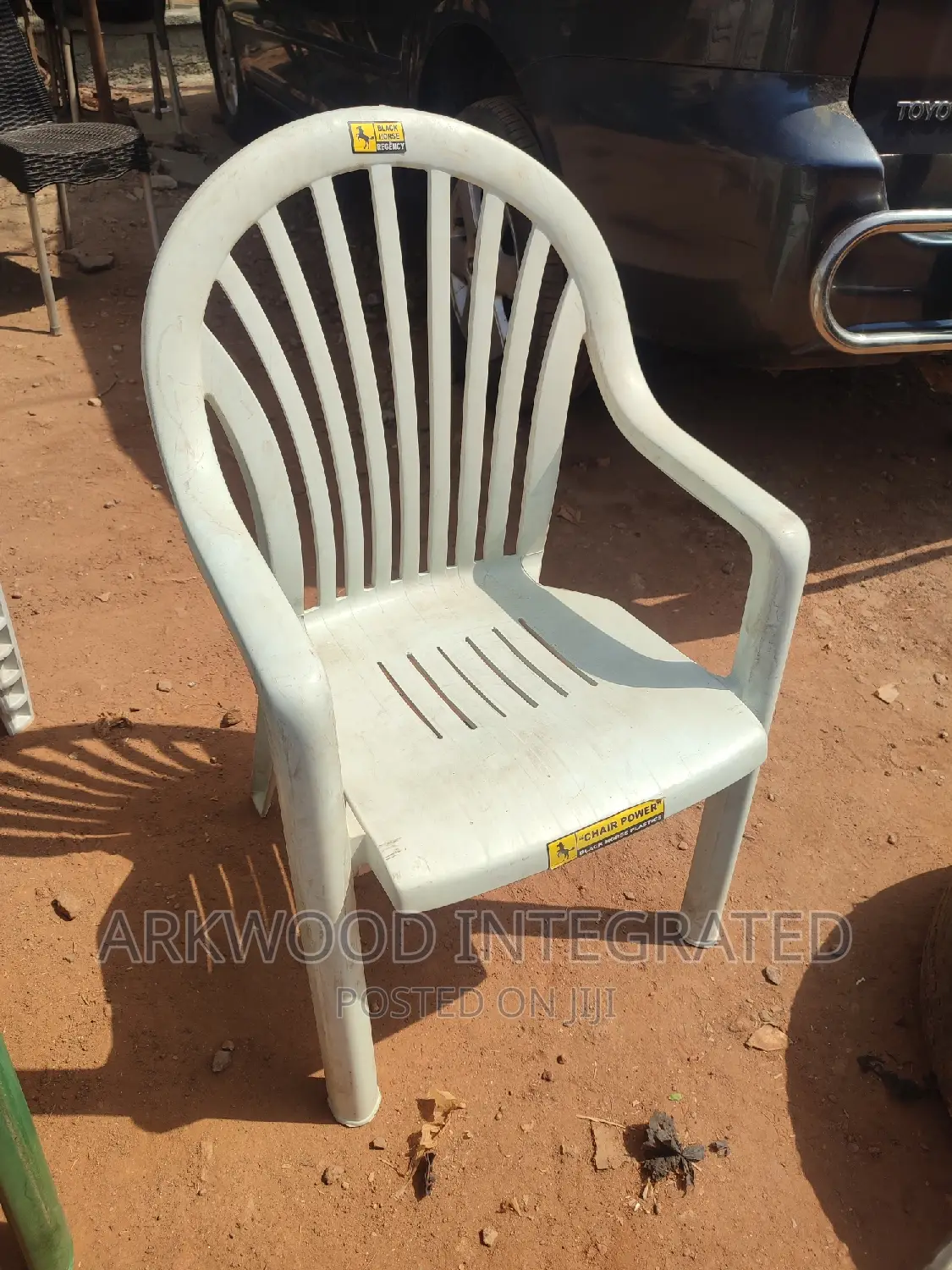 Black Horse Plastic Outdoor Chair